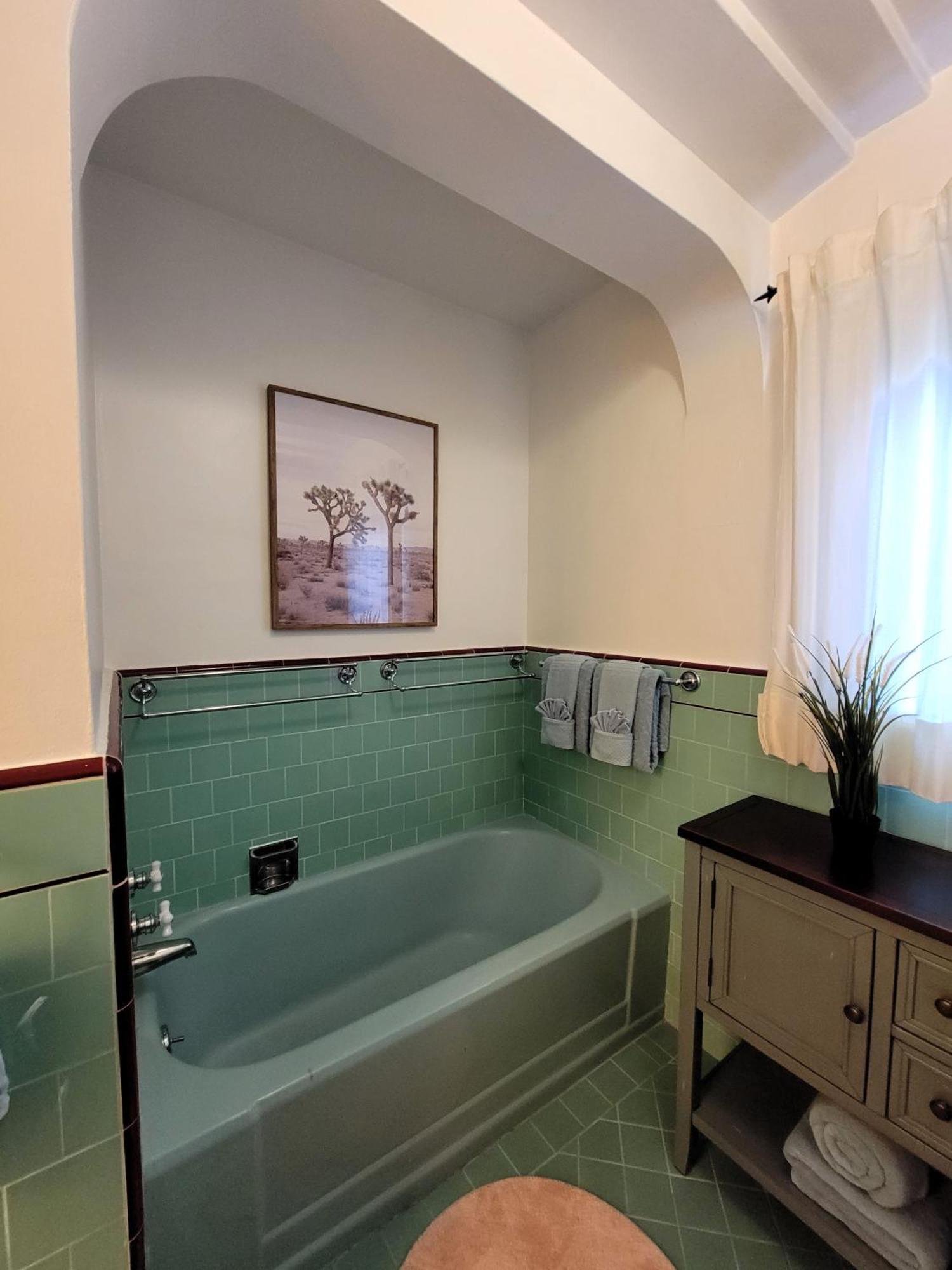 Encanto! Enchanted 3 Bedroom Private Home Near Lacma Los Angeles Eksteriør bilde